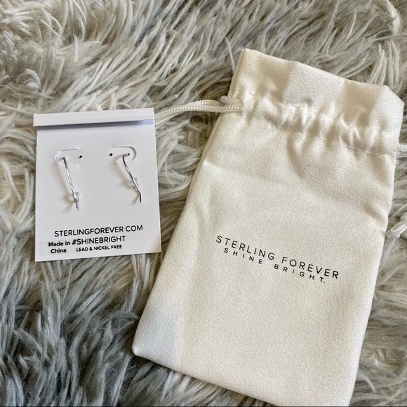 Sterling Forever Shine Bright Dangle Earrings Silver New - Picture 2 of 3